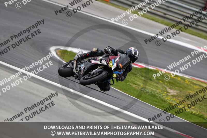cadwell no limits trackday;cadwell park;cadwell park photographs;cadwell trackday photographs;enduro digital images;event digital images;eventdigitalimages;navarra;no limits trackdays;peter wileman photography;racing digital images;trackday digital images;trackday photos